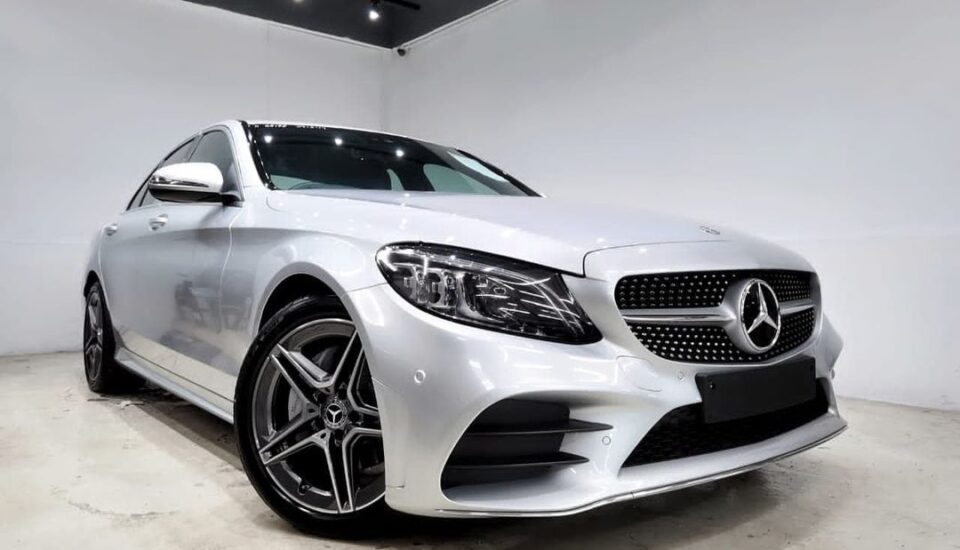 Mercedes C200