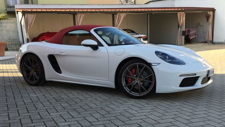 Porsche Boxtser 718 Convertible